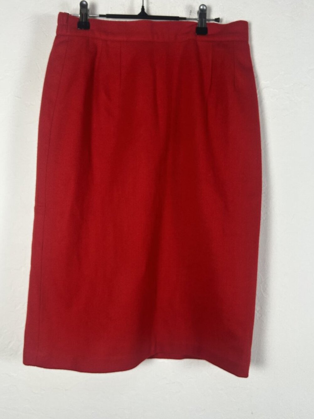 Sag Harbor Womens Size 12 Red 100% Wool Pencil Skirt Lined Midi Vintage Office